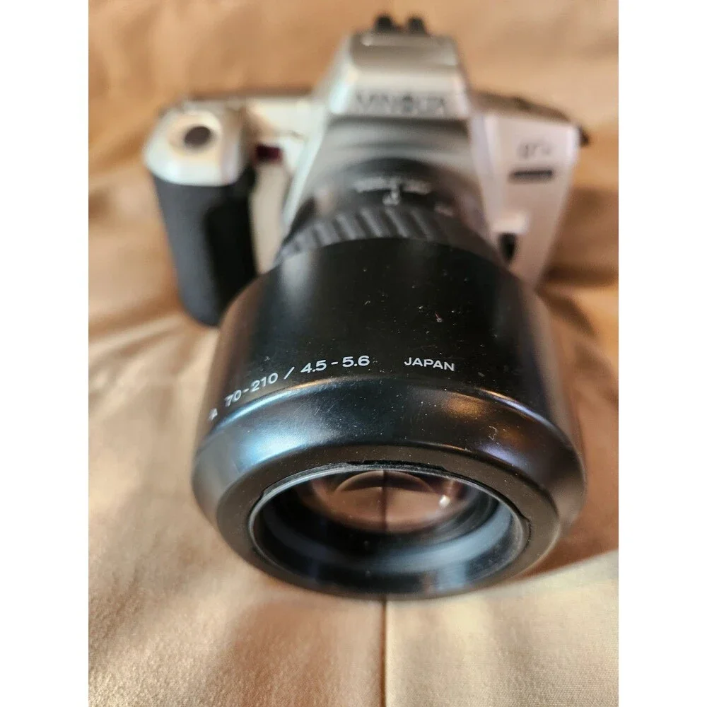 Minolta Maxxum QTsi 35mm Film SLR Camera WORKING + AF 70-210mm Lens & Batteries